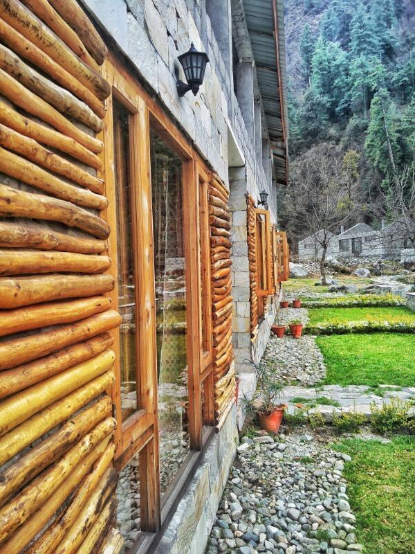 Tirthan Anglers' Retreat Banjār Exterior foto