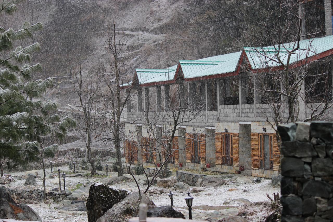 Tirthan Anglers' Retreat Banjār Exterior foto